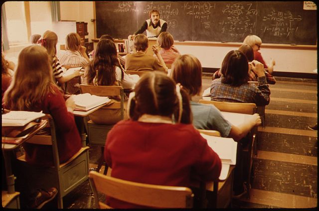 Classroom in Minnesota, 1974. Image credit: David Stroble via Wikicommons